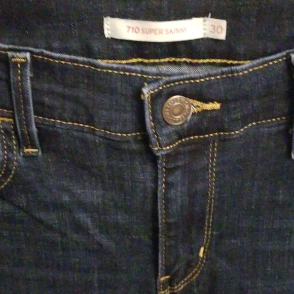 Levi's jeans - Picture 4 of 8
